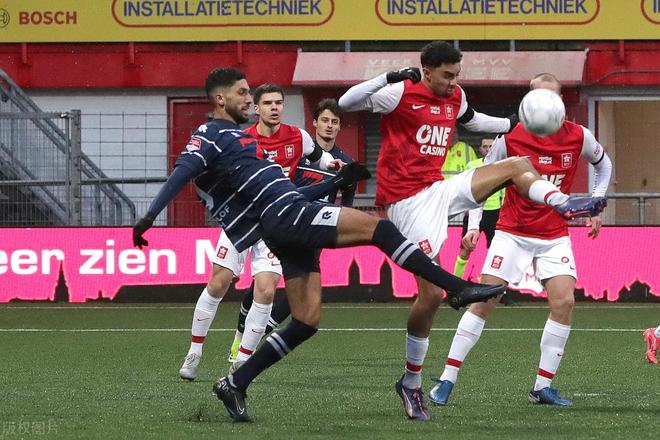 两名意大利 两名意大利