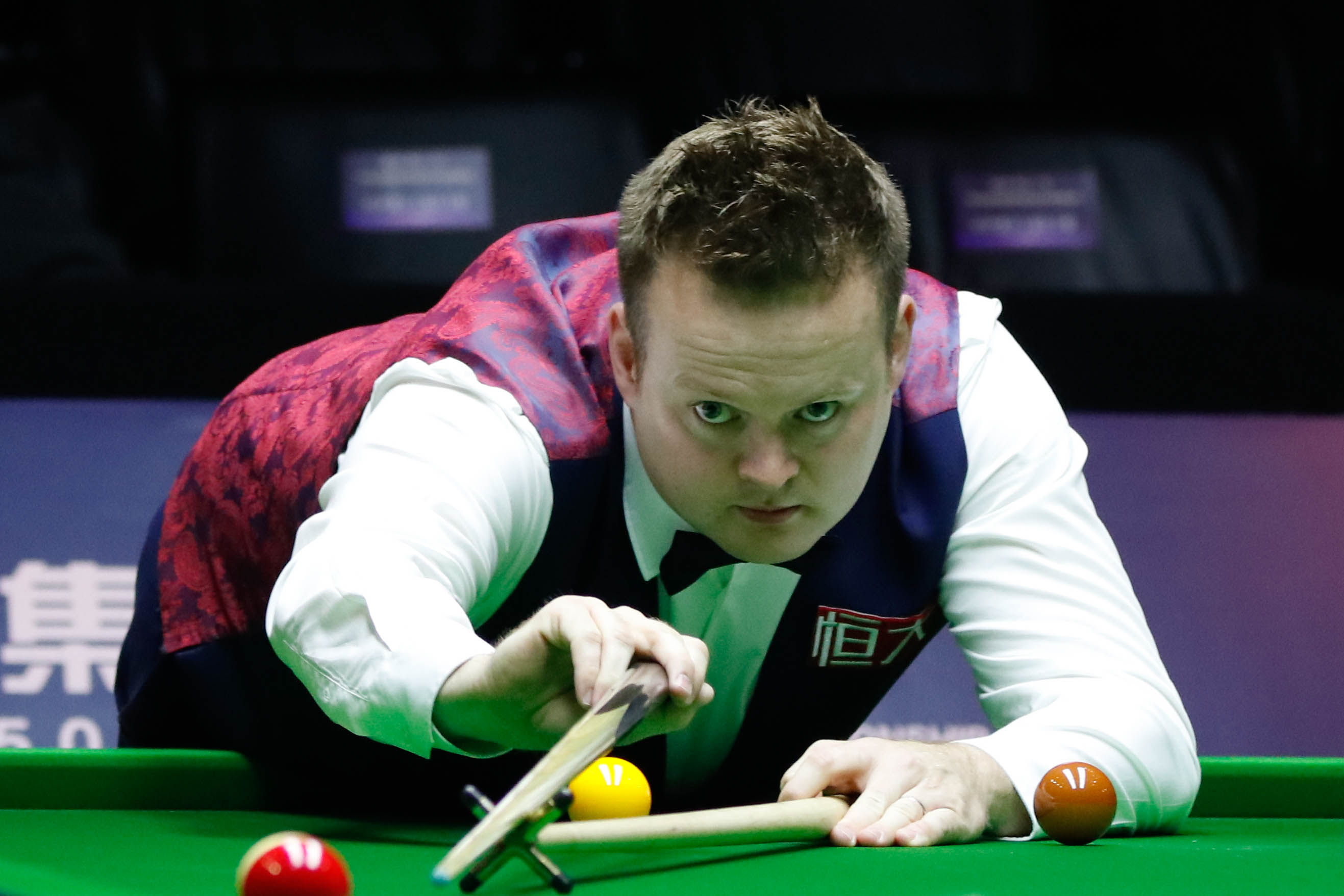 展现了他对 展现了他对